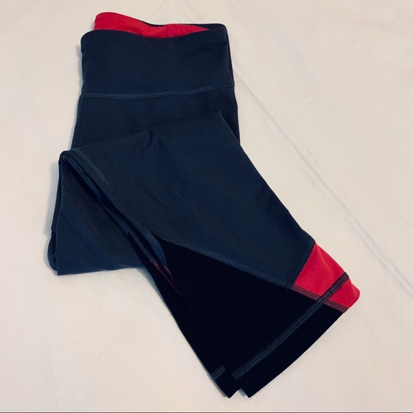 UNDER ARMOUR : Gray/Pink Cropped Workout Pants - Picture 6 of 7